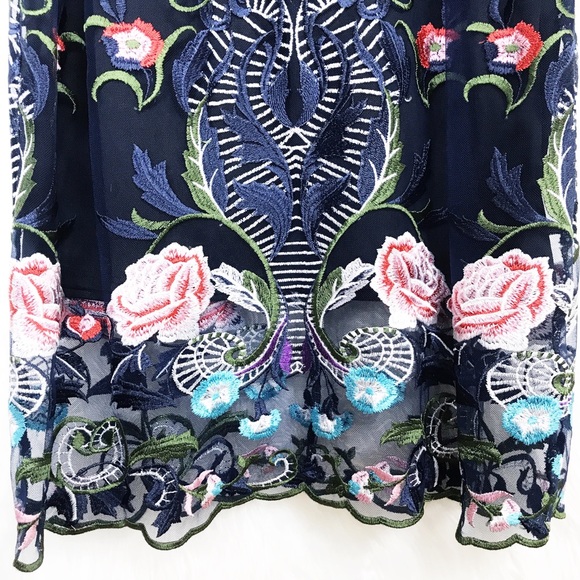 NWT River Island Blue Floral Dress Christmas S - Picture 2 of 7